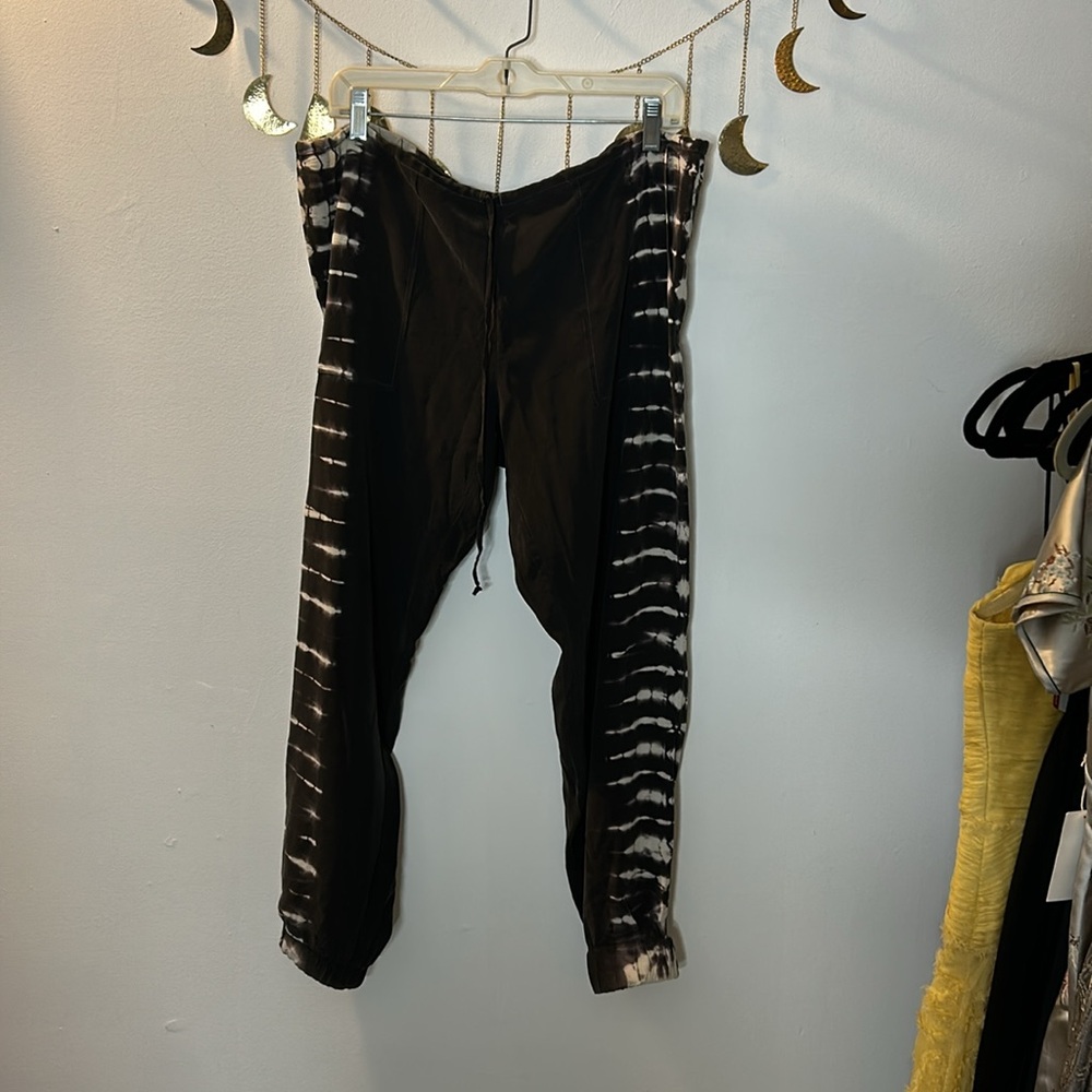 Chaser washed silk joggers M - Picture 4 of 9